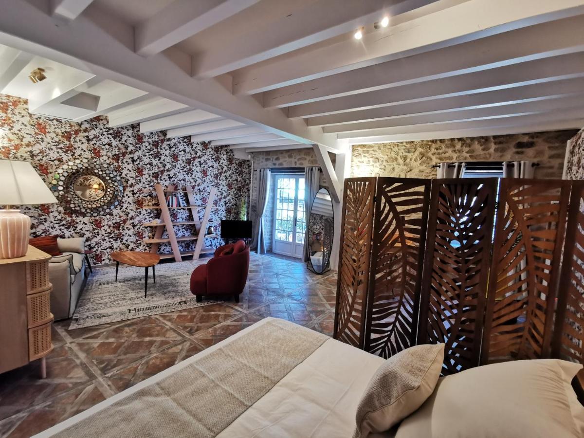 Maison D'Hotes Les Jardins Saint Eloi Le Lonzac Luaran gambar