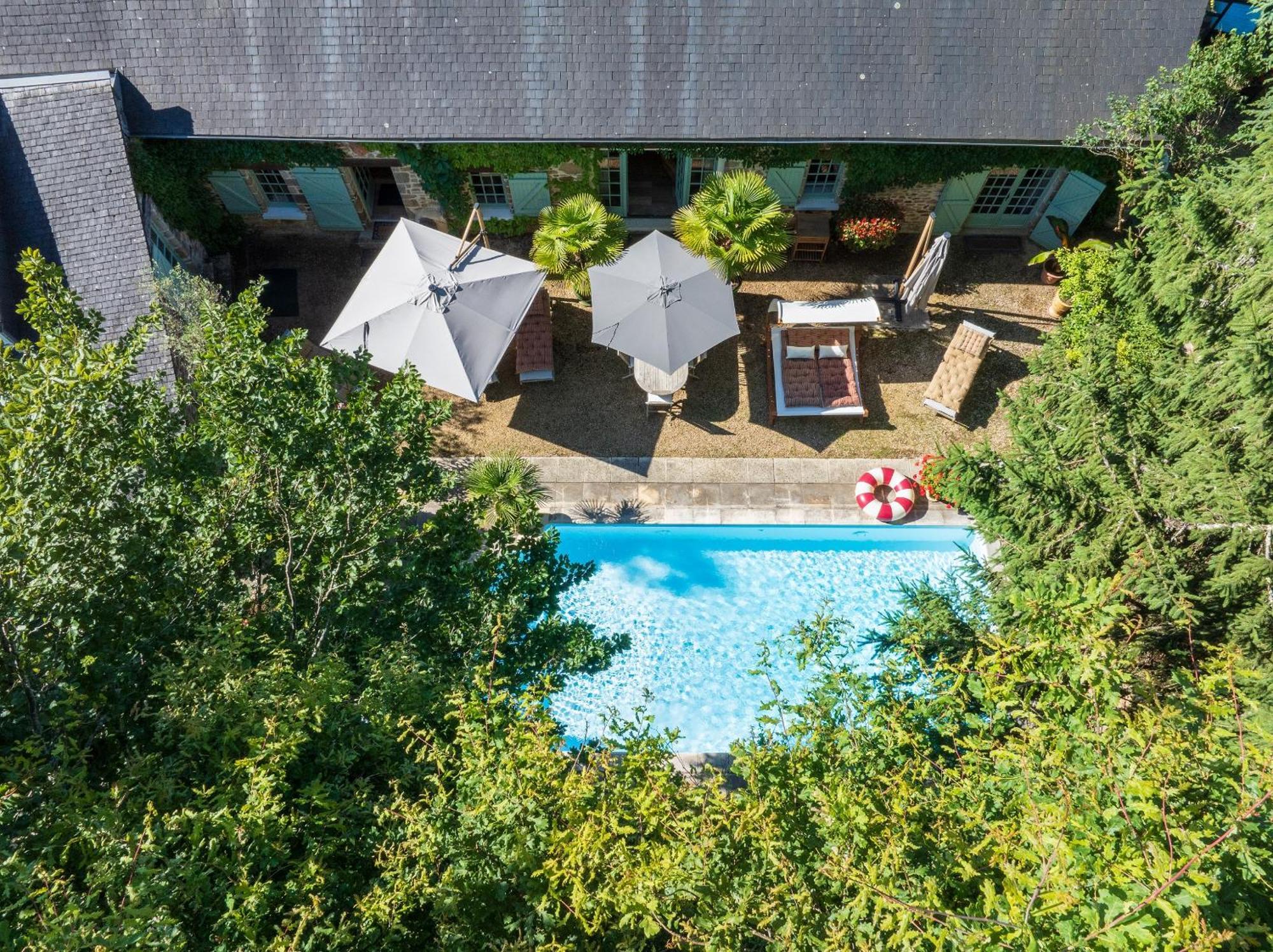 Maison D'Hotes Les Jardins Saint Eloi Le Lonzac Luaran gambar
